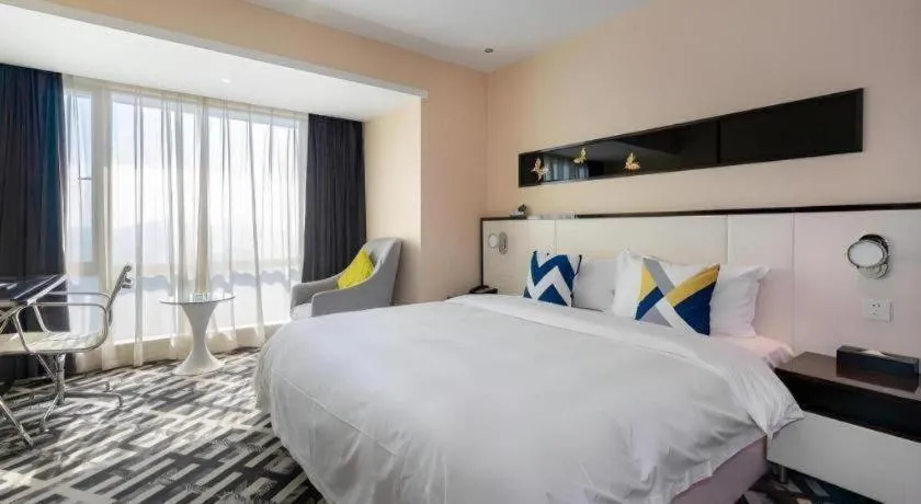 GreenTree Alliance Hotel Guiyang Huaguo Community Central Business Zone