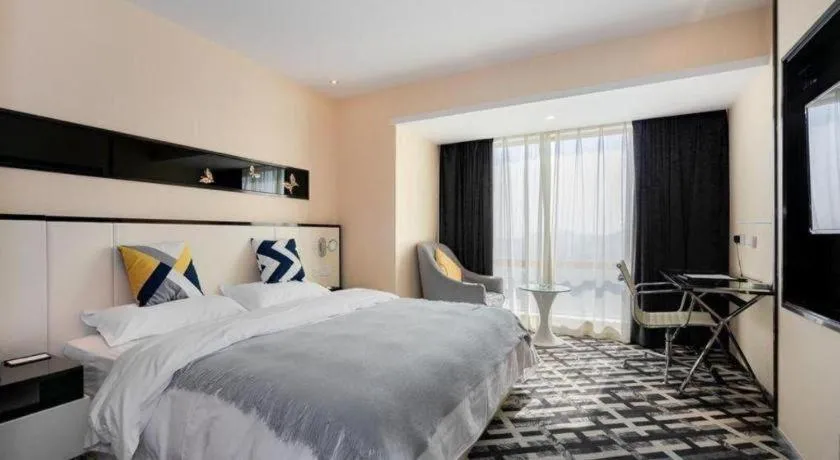 GreenTree Alliance Hotel Guiyang Huaguo Community Central Business Zone