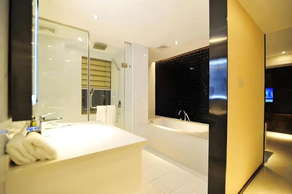 GreenTree Alliance Hotel Guiyang Huaguo Community Central Business Zone