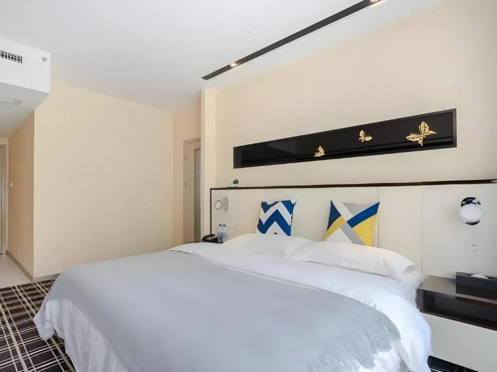 GreenTree Alliance Hotel Guiyang Huaguo Community Central Business Zone