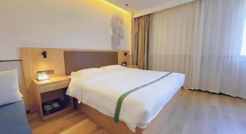 Bed in GreenTree Inn Nanjing Baijiahu Bed in GreenTree Inn Nanjing Baijiahu