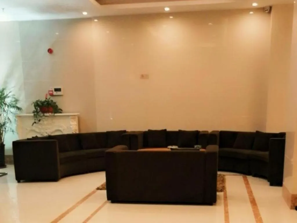 GreenTree Inn Fuyang Technician College