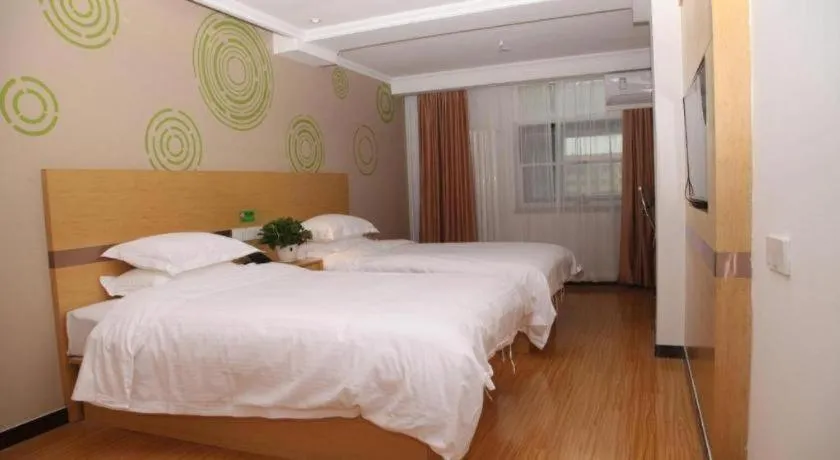 Bed in GreenTree Inn Beijing Shunyi Fengbo Metro Station