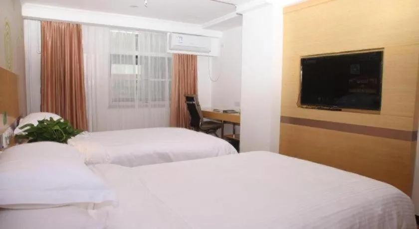 Bed in GreenTree Inn Beijing Shunyi Fengbo Metro Station