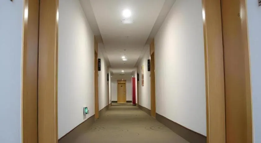 GreenTree Inn Pingdingshan Wanda Plaza Branch