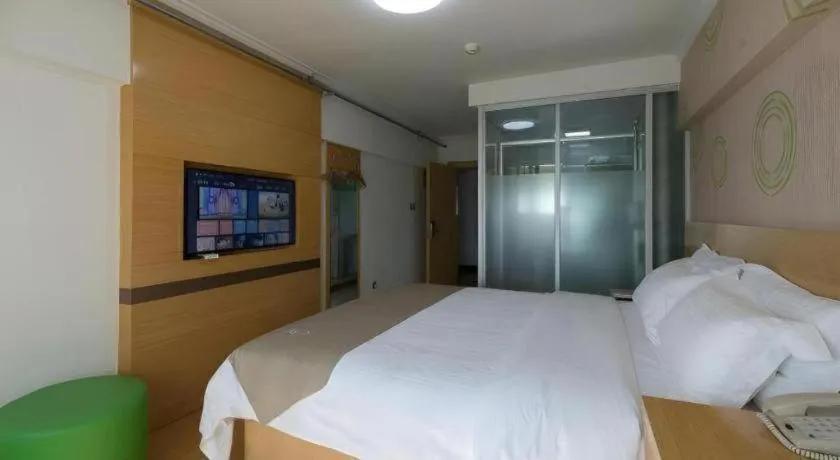 Bed in GreenTree Inn Qinhuangdao Changli County Guangyuan Life Square Duanyang Street East Section