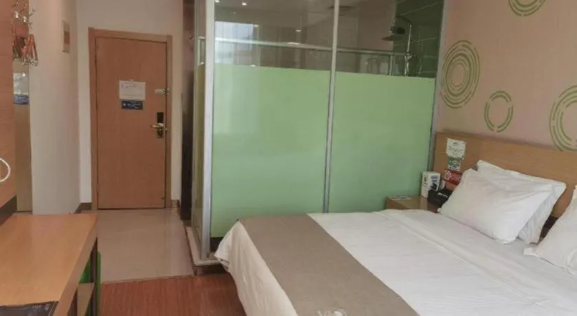 Bed in GreenTree Inn Qinhuangdao Changli County Guangyuan Life Square Duanyang Street East Section