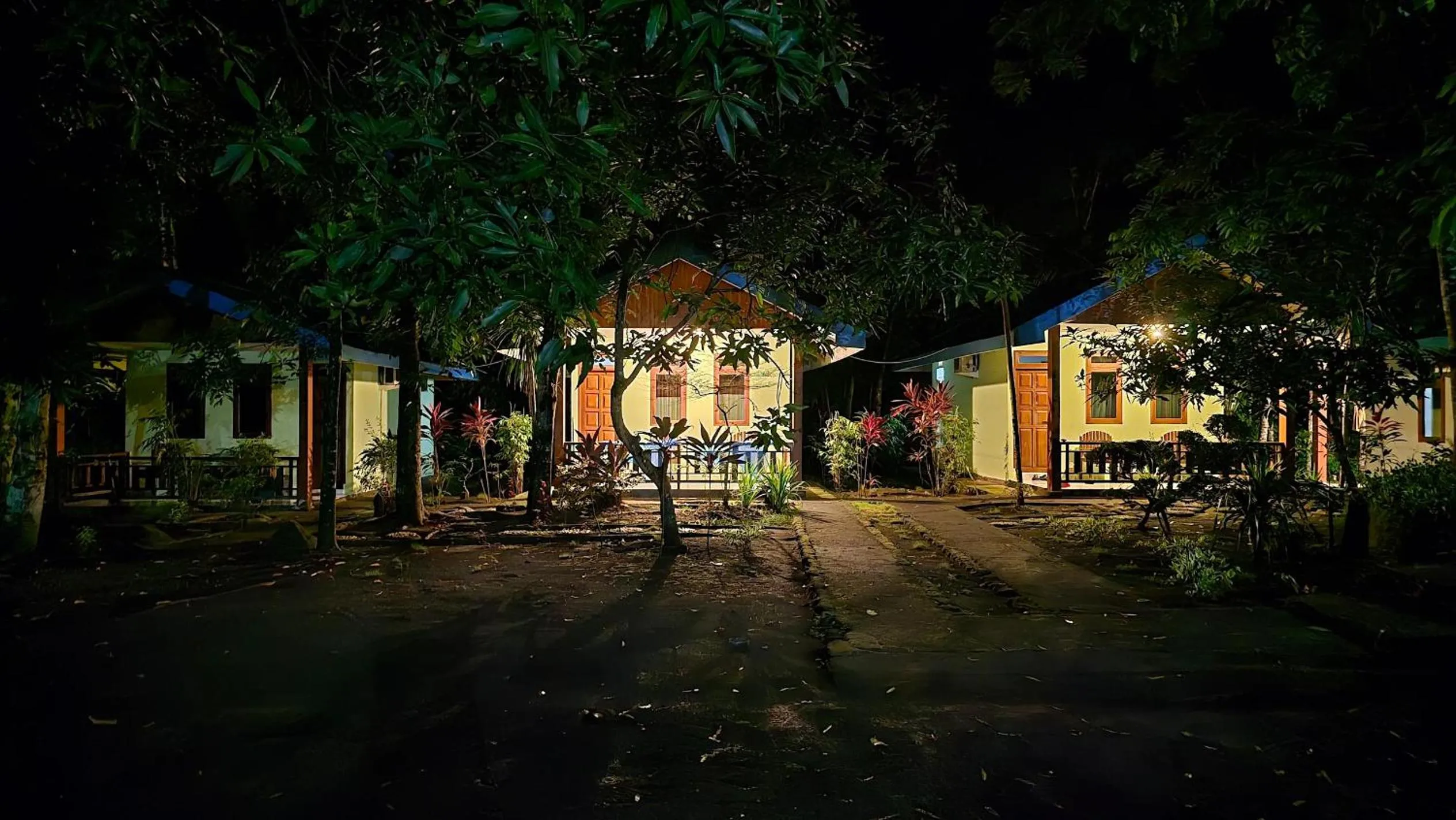 Property building in Tangkoko Macaca