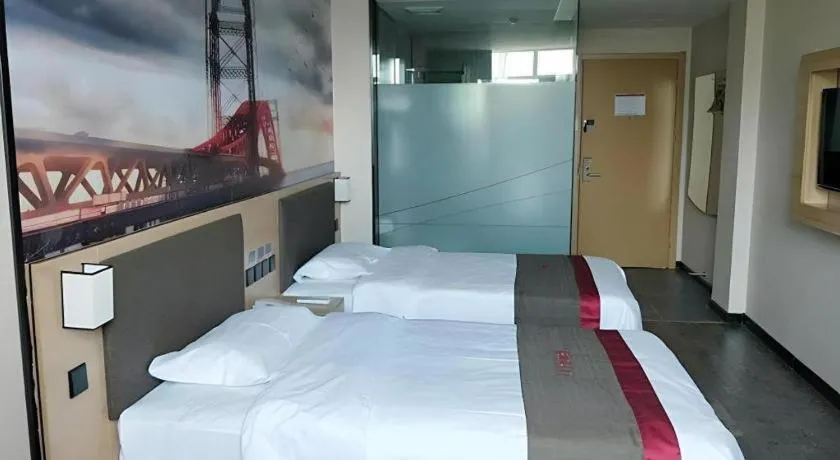 Bed in Thank Inn Hotel Hebei Hengshui Development Zone Baoyun Street Hengbai