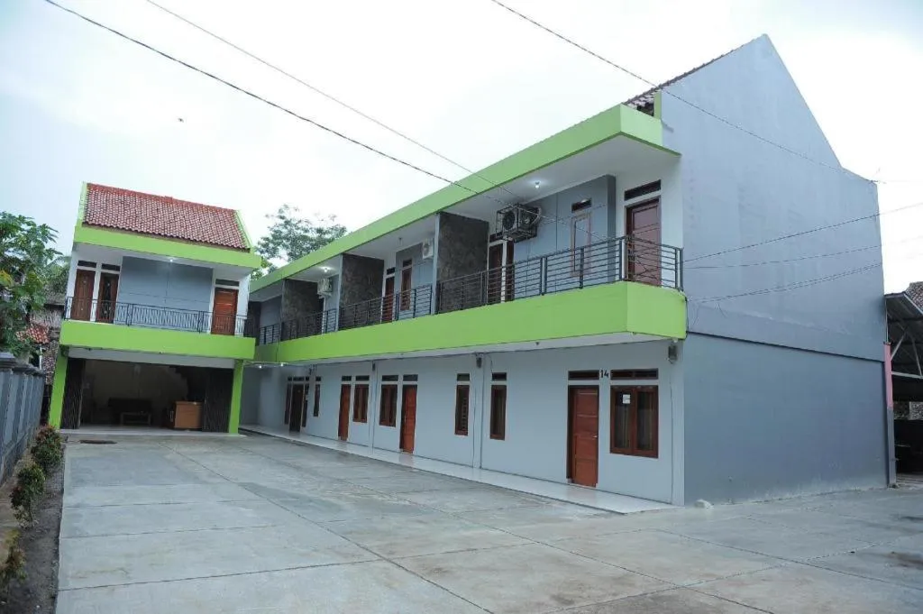 SPOT ON 2891 999 Guest House