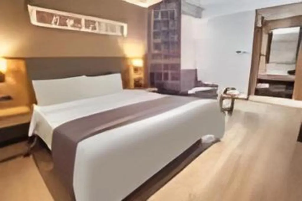 Bed in Home Inn Plus Shanghai Middle Ring Jinshajiang Road Fengzhuang Metro Station