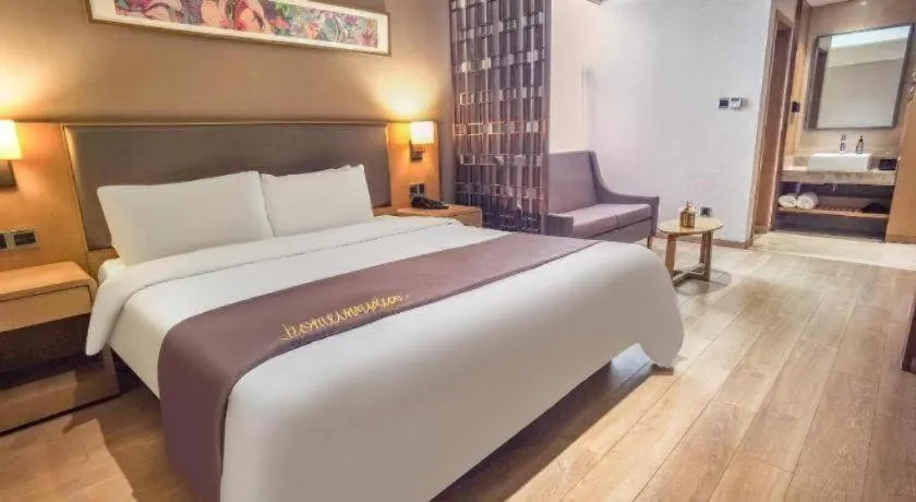 Bed in Home Inn Plus Shanghai Middle Ring Jinshajiang Road Fengzhuang Metro Station