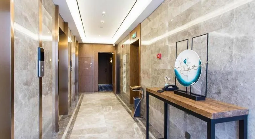 Yitel Collection Shenyang Hunnan Olympic Sports Center Caixia Street Metro Station