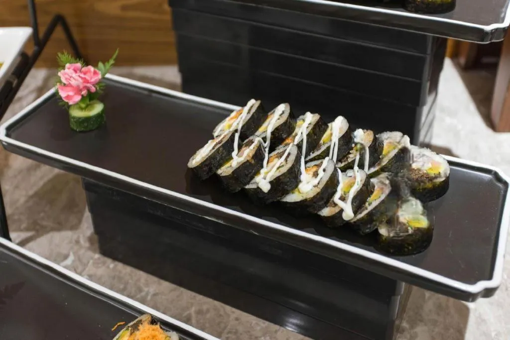 Yitel Collection Shenyang Hunnan Olympic Sports Center Caixia Street Metro Station