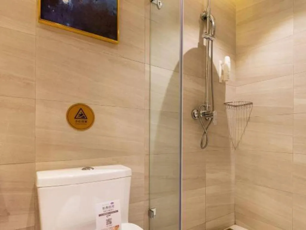 Yitel Collection Shenyang Hunnan Olympic Sports Center Caixia Street Metro Station