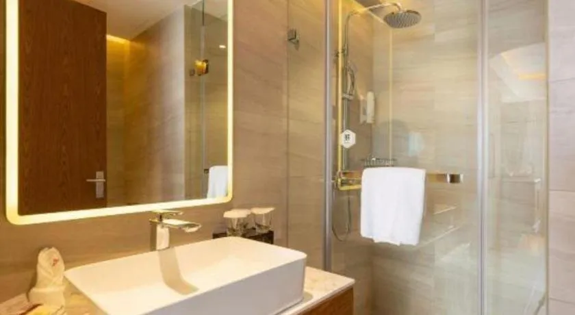 Yitel Collection Shenyang Hunnan Olympic Sports Center Caixia Street Metro Station