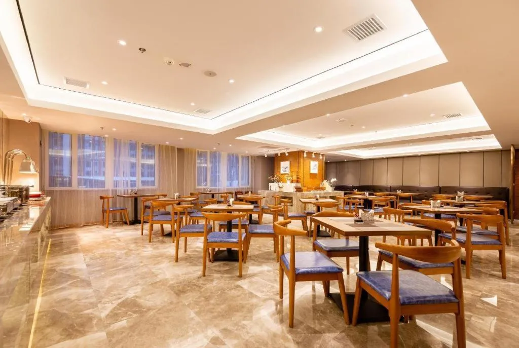 Yitel Collection Shenyang Hunnan Olympic Sports Center Caixia Street Metro Station