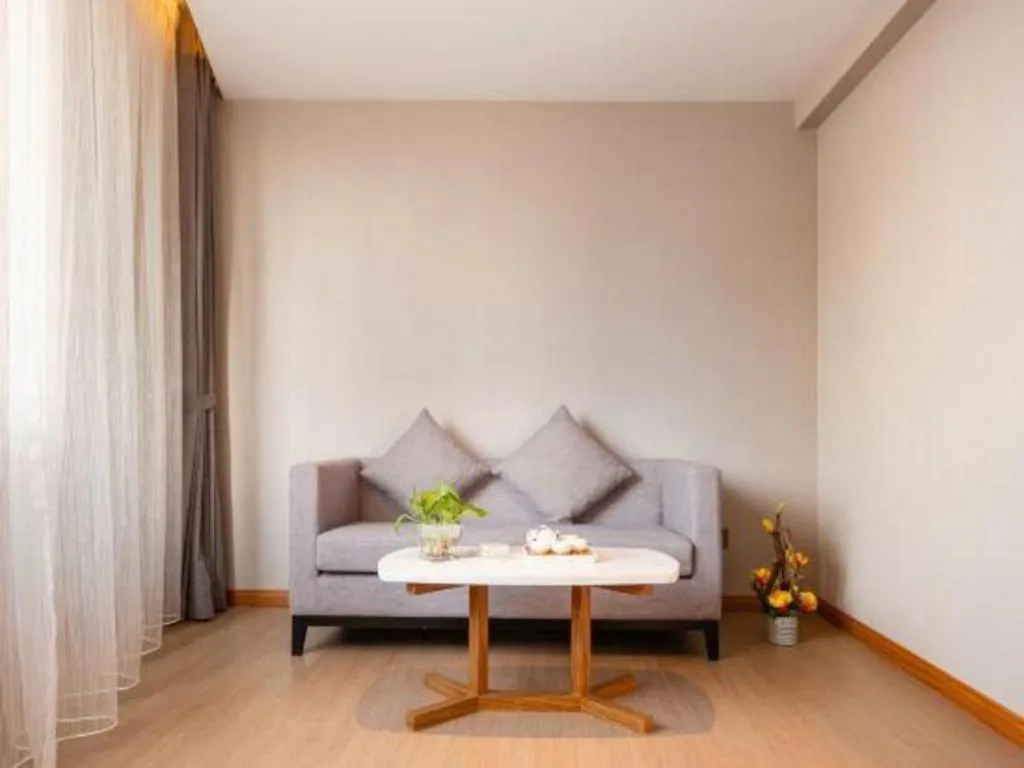 Yitel Collection Shenyang Hunnan Olympic Sports Center Caixia Street Metro Station