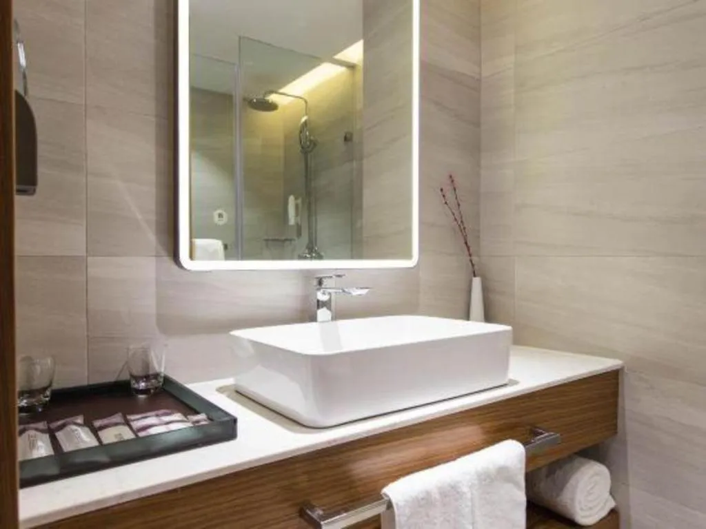 Yitel Collection Shenyang Hunnan Olympic Sports Center Caixia Street Metro Station