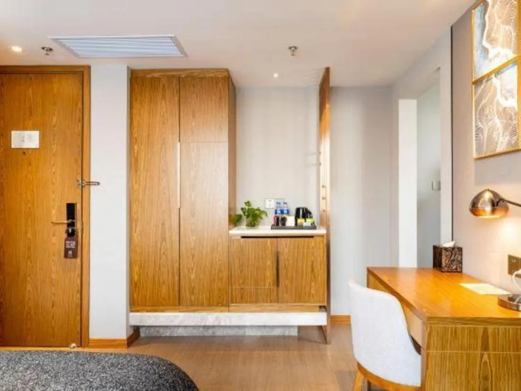 Yitel Collection Shenyang Hunnan Olympic Sports Center Caixia Street Metro Station