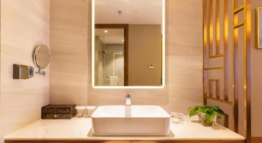 Yitel Collection Shenyang Hunnan Olympic Sports Center Caixia Street Metro Station