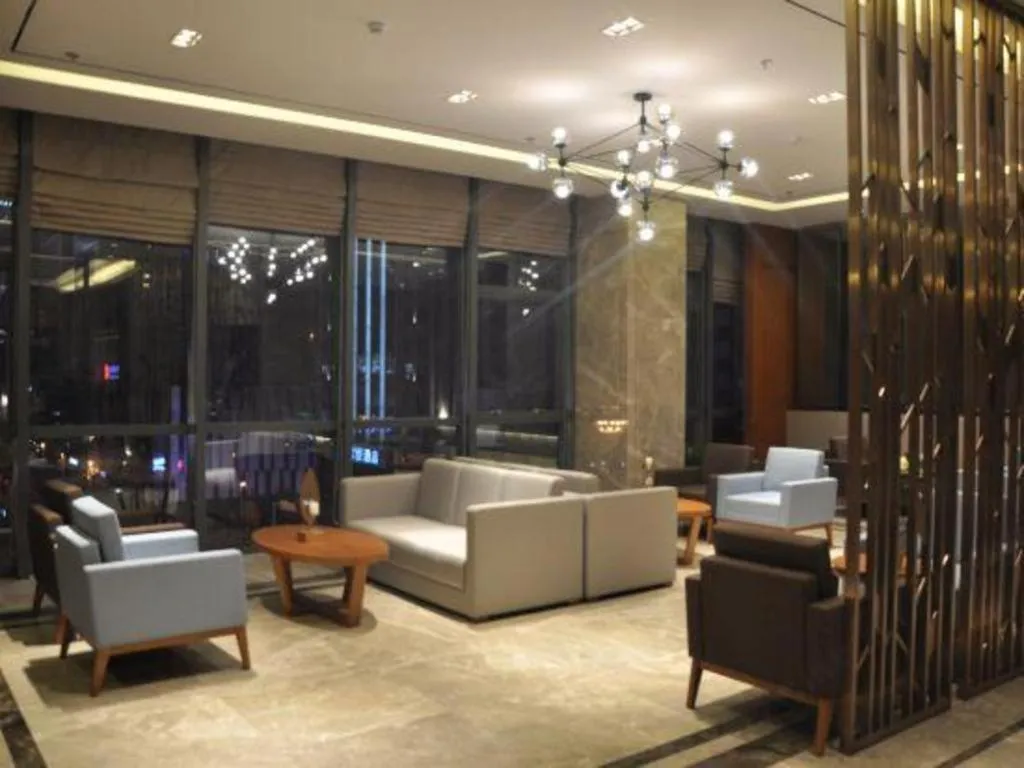 Yitel Collection Shenyang North Railway Station Metro Station