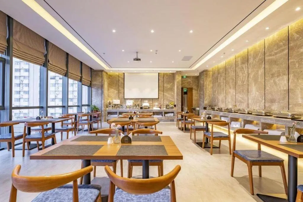 Yitel Collection Shenyang North Railway Station Metro Station