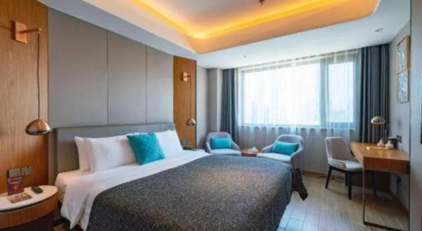 Bed in Yitel Collection Shenyang North Railway Station Metro Station