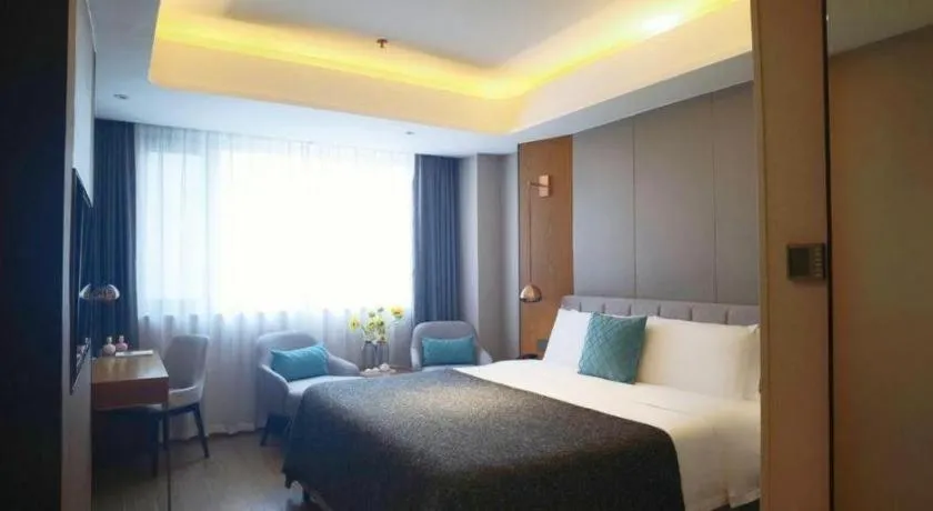 Bed in Yitel Collection Shenyang North Railway Station Metro Station