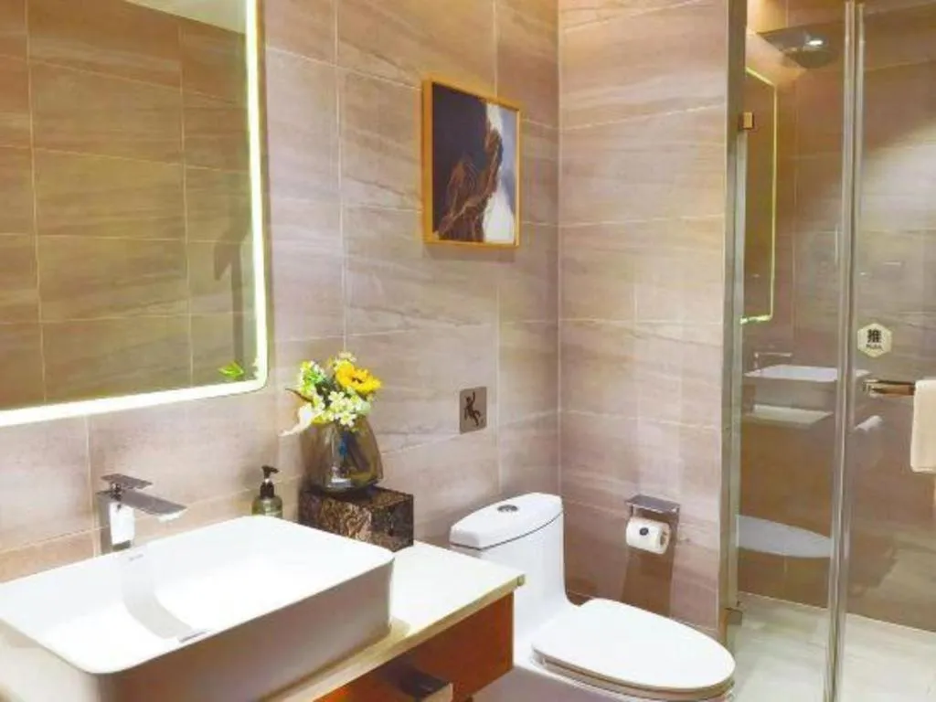 Yitel Collection Shenyang North Railway Station Metro Station