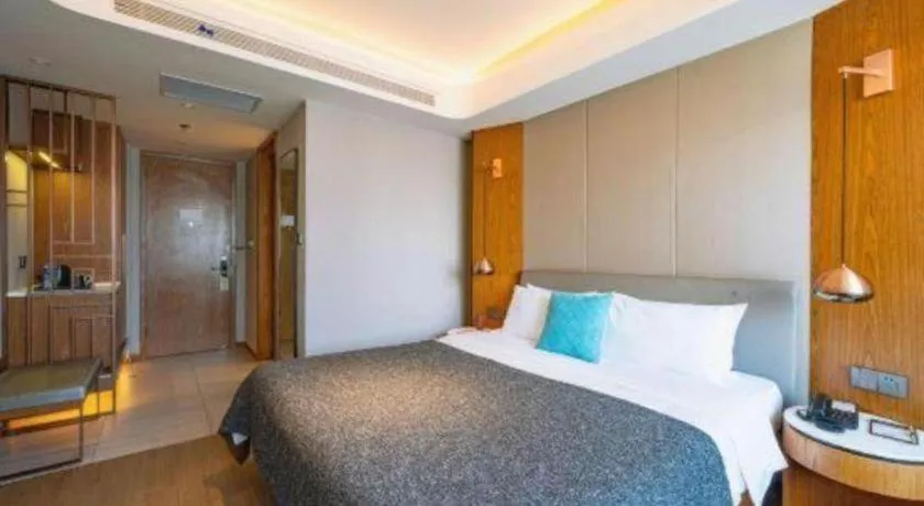 Bed in Yitel Collection Shenyang North Railway Station Metro Station