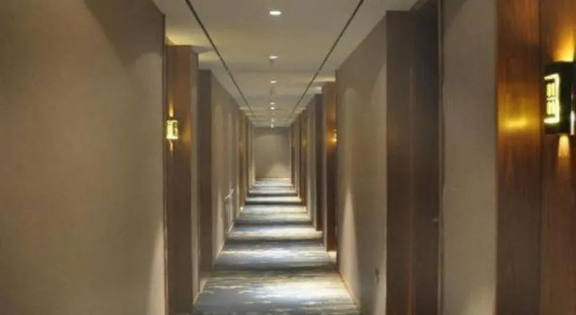 Yitel Collection Shenyang North Railway Station Metro Station