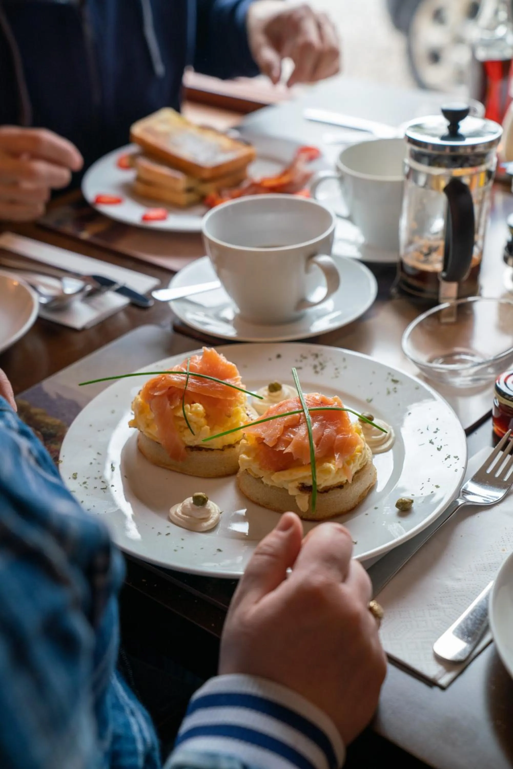Breakfast in Eriskay B&B and Aviemore Glamping