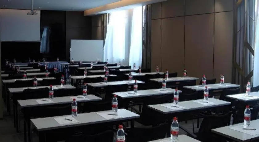 Yitel Xi'an High-tech Zone Jinye Road Shenzhou Digital Technology Park