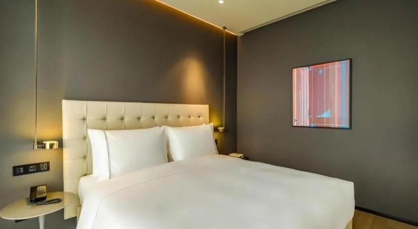 Bed in Twinkle hotel Hangzhou