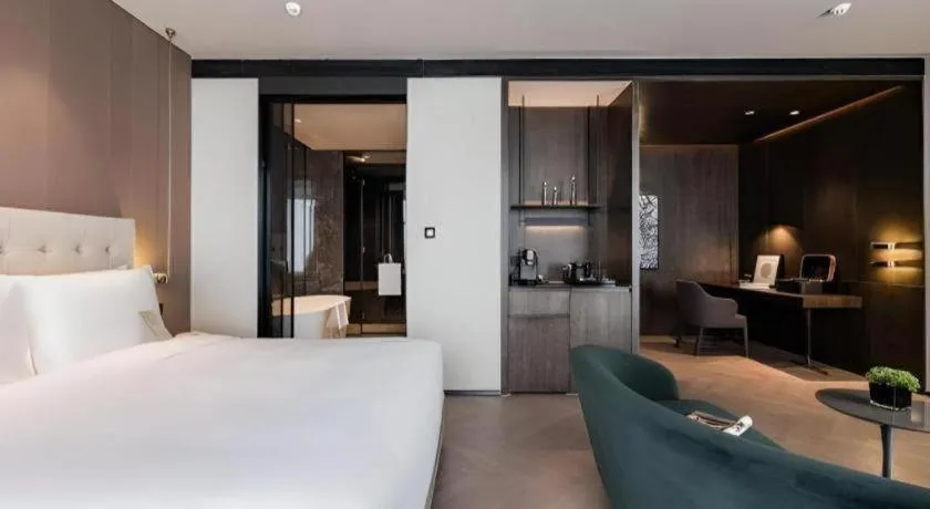 Bed in Twinkle hotel Hangzhou