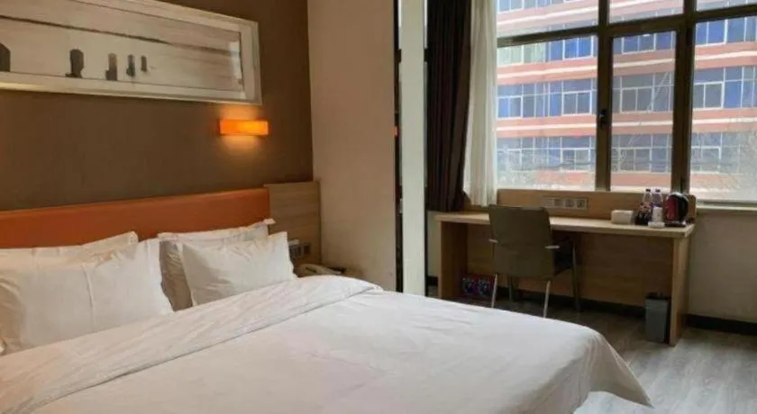 Bed in 7 Days Premium Lintao City Golden Street Shopping Plaza Branch