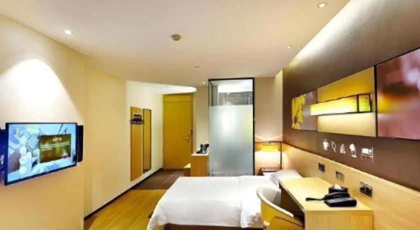 Bed in 7 Days Premium Lintao City Golden Street Shopping Plaza Branch