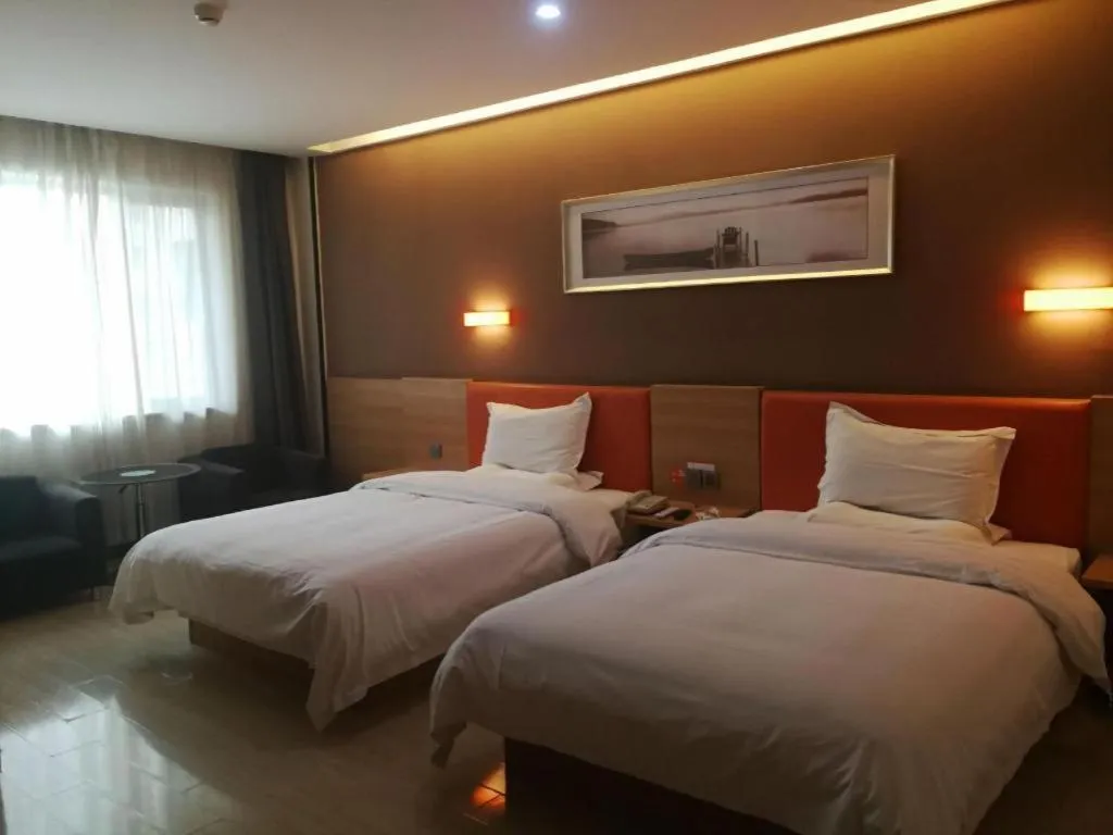 Bed in 7 Days Premium Lintao City Golden Street Shopping Plaza Branch