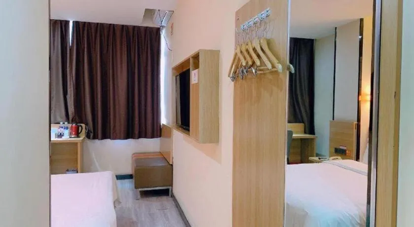 Bed in 7 Days Premium Lintao City Golden Street Shopping Plaza Branch