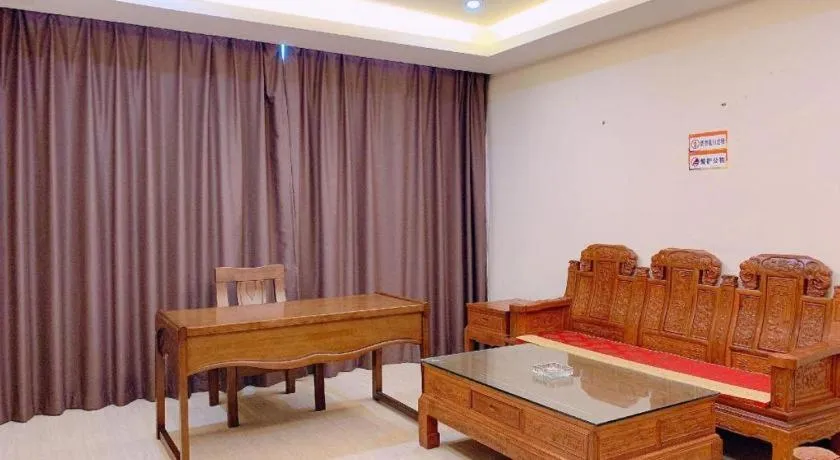 7 Days Premium Lintao City Golden Street Shopping Plaza Branch