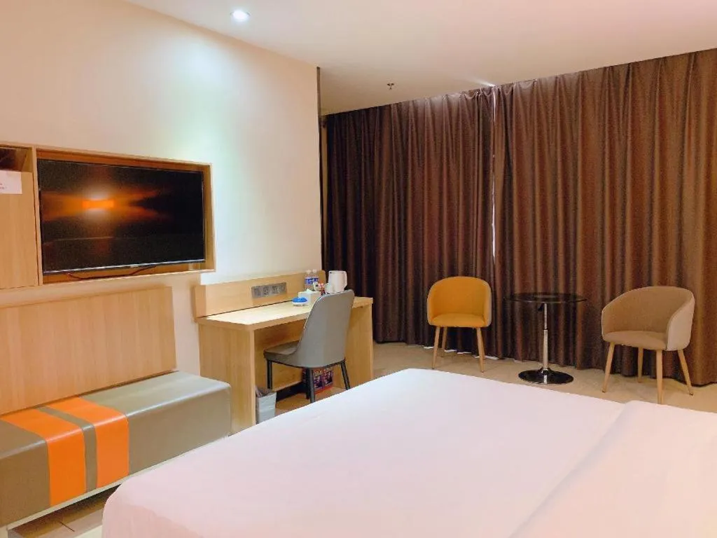 Bed in 7 Days Premium Lintao City Golden Street Shopping Plaza Branch
