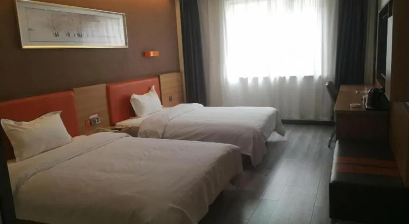 Bed in 7 Days Premium Lintao City Golden Street Shopping Plaza Branch