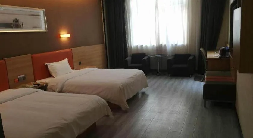 Bed in 7 Days Premium Lintao City Golden Street Shopping Plaza Branch