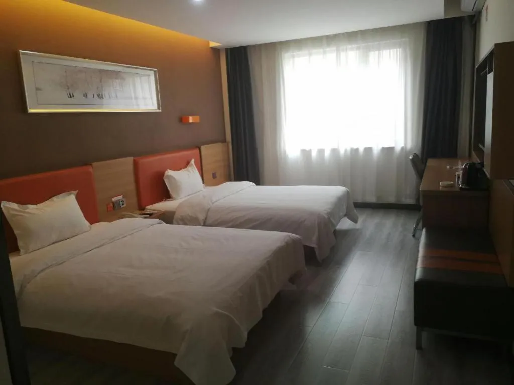 Bed in 7 Days Premium Lintao City Golden Street Shopping Plaza Branch