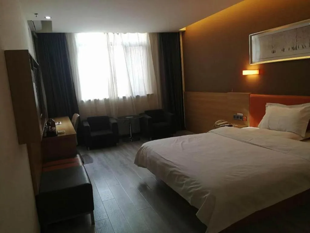 Bed in 7 Days Premium Lintao City Golden Street Shopping Plaza Branch