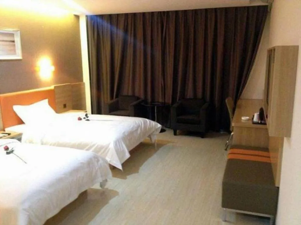 Bed in 7 Days Premium Lintao City Golden Street Shopping Plaza Branch