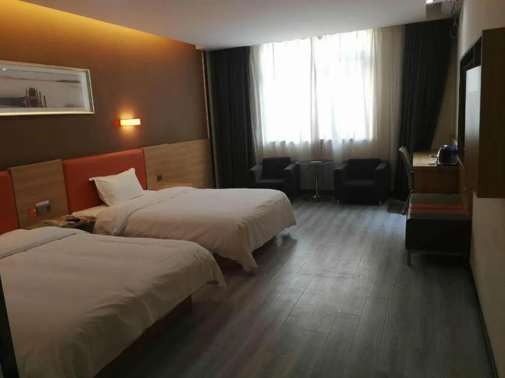 Bed in 7 Days Premium Lintao City Golden Street Shopping Plaza Branch