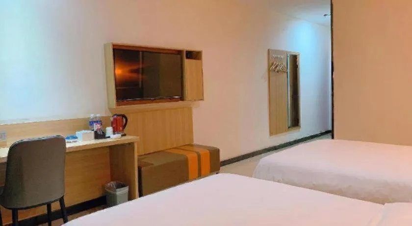 Bed in 7 Days Premium Lintao City Golden Street Shopping Plaza Branch