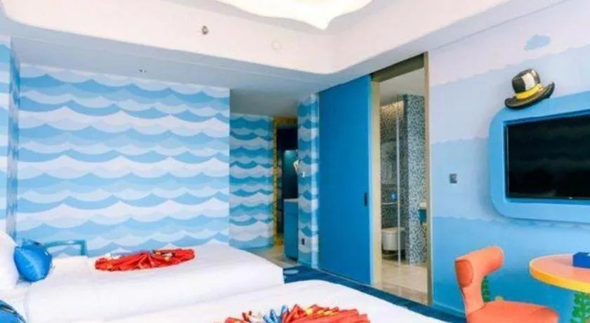 Bed in Dolphin Bay Hotel